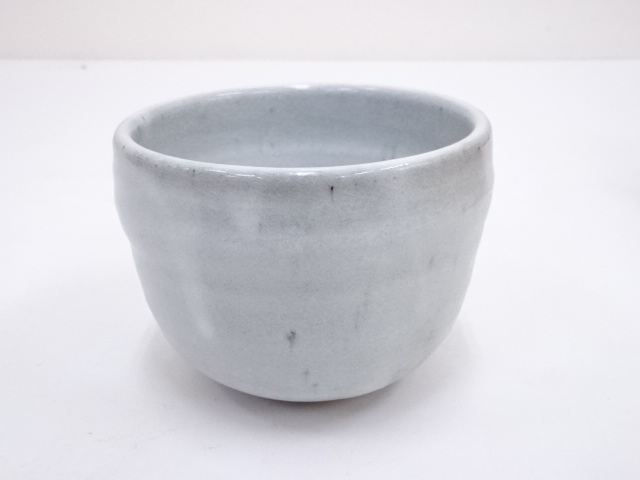 茶道具 西川実造 白釉流飛文 茶碗 共布 共箱 京焼 和食器(K-YC485) 茶道具 西川実造 白釉流飛文 茶碗 共布 共箱 京焼 和